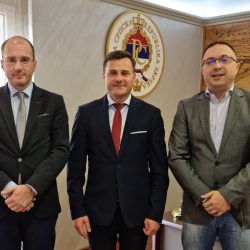 PRAVNI FAKULTET USPOSTAVIO BLISKU SARADNJU SA ADVOKATSKOM KANCELARIJOM GORANA VASILIĆA IZ BIJELJINE